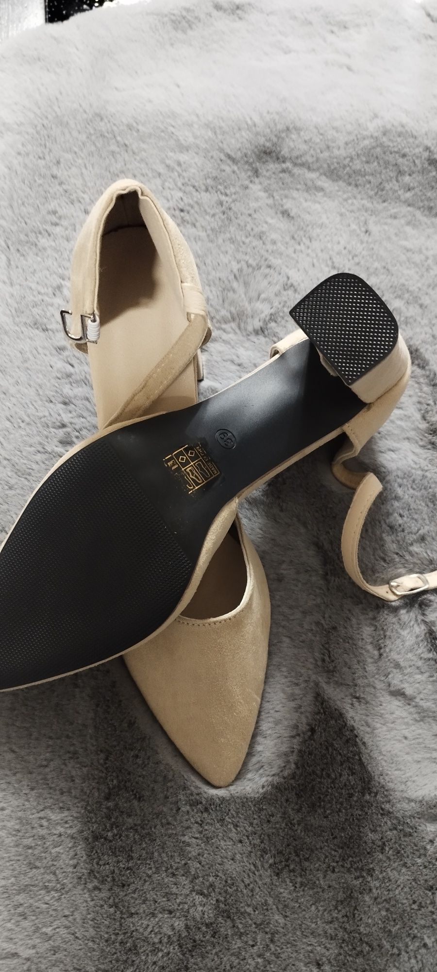 Sapatos bege senhora