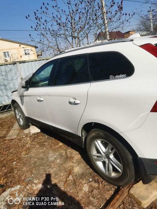 Volvo xc60 3.0 2010 года