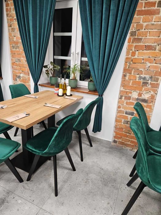 Stół stolik do restauracji lokalu pubu pizzerii kawiarni PRODUCENT