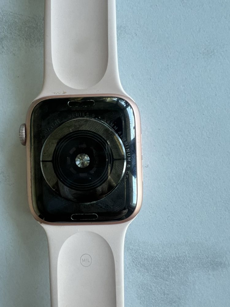 Apple Watch 5 44mm złoty do wymiany wyswietlacz