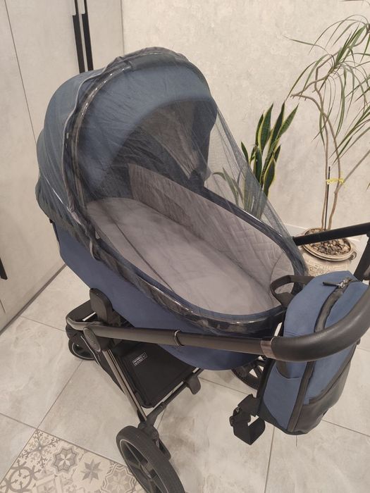 Carrello Ultimo 3 в 1 (Люлька + Прогулянка + Автокрісло)