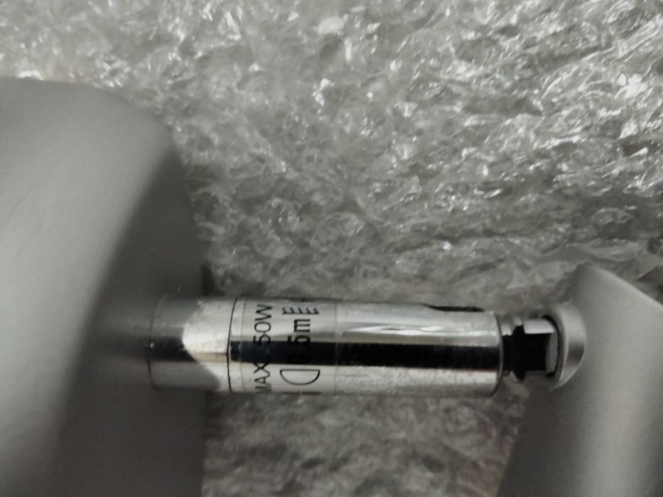 Conjunto de apliques de parede. Interior. Metal e vidro.