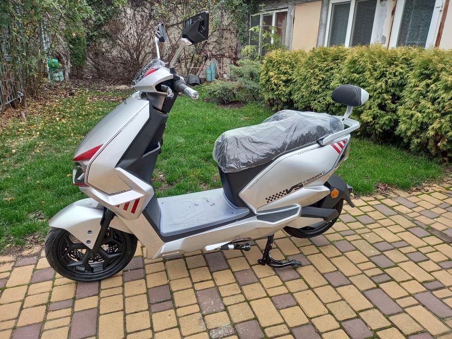 Скутер електричний  Crosser V5 2500W