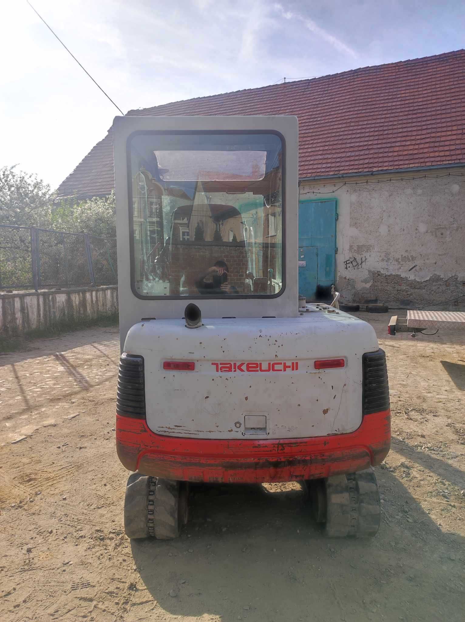 Takeuchi TB 125 3 łyżki 2900 kg