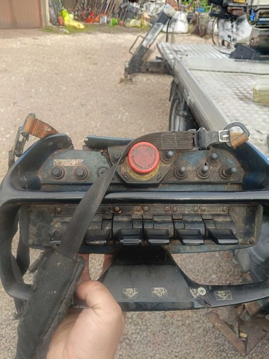 Podnośnik koszowy Nissan Cabstar 21m