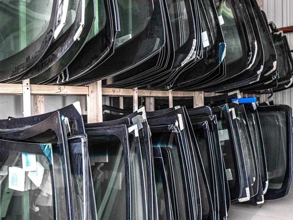 Лобове скло Заміна Продаж Відправка Дешево