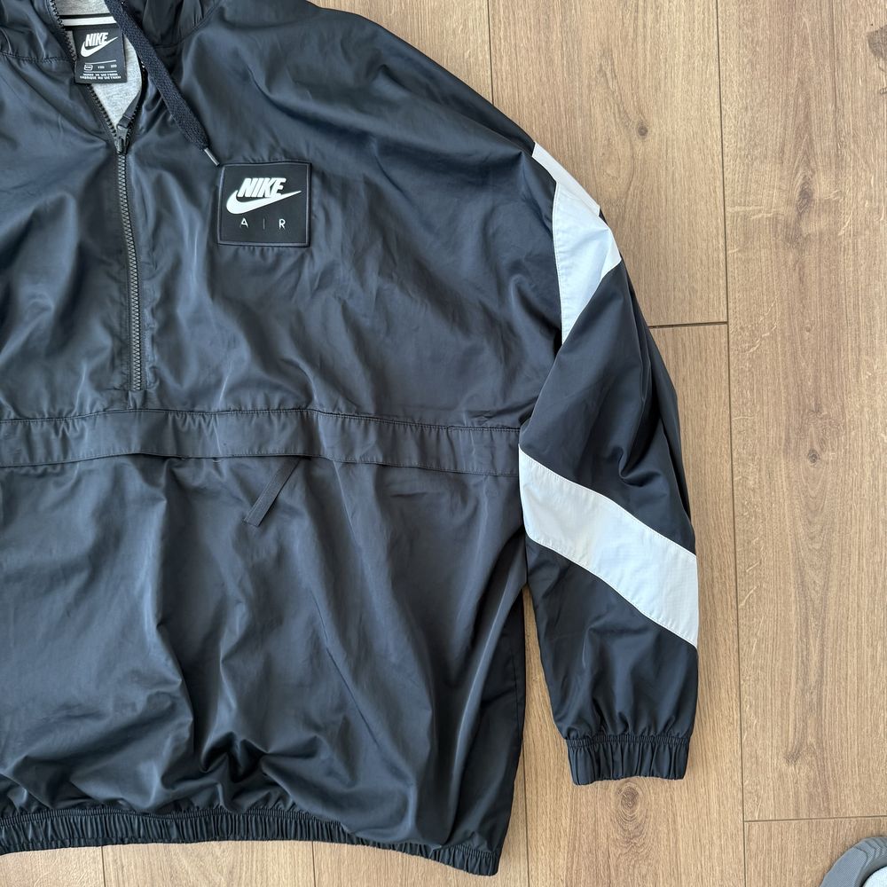 Hoodie / Corta Vento Nike