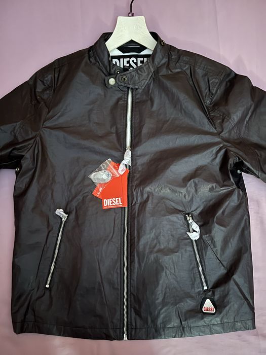 Wyprzedaż lekka kurtka męska Diesel.