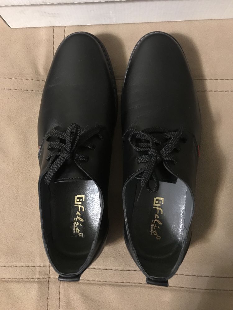 Туфлі чоловічі класичні на шнурках, з натуральної чорної шкіри