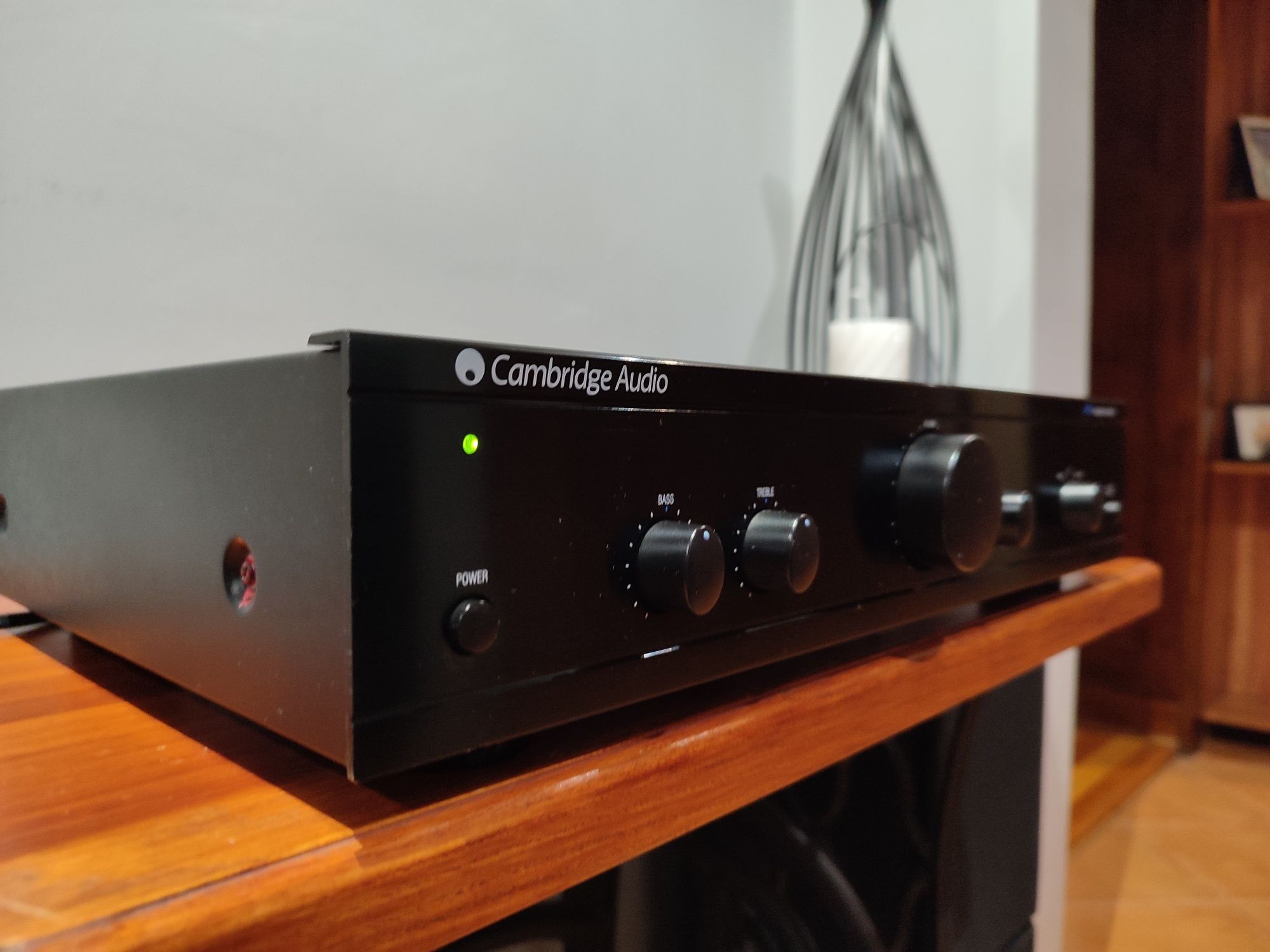 Wzmacniacz stereo Cambridge Audio A1