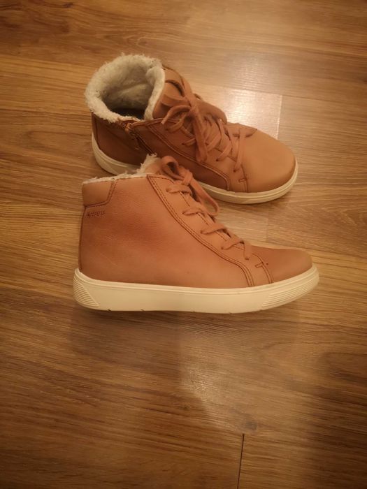 Sprzedam buty chłopięce Ecco