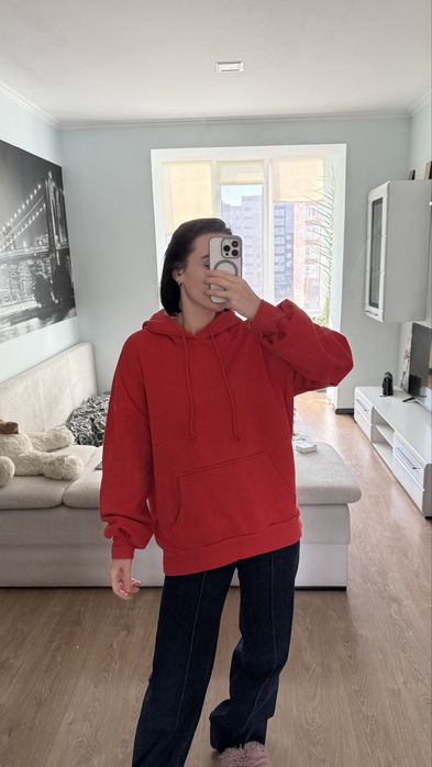 Продаю червоний худі світшот  H&M basic