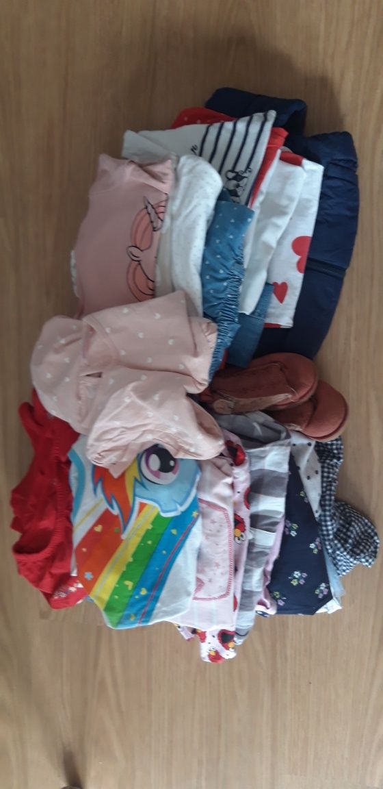 Ciuszki niemowlęce około 100 szt.