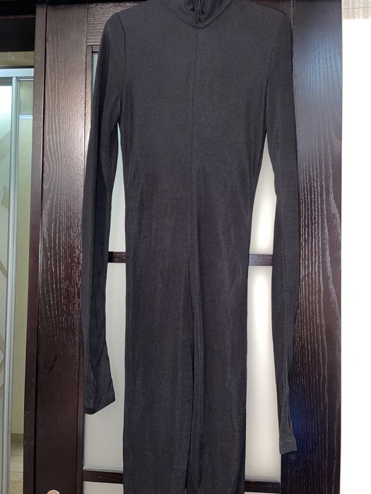 Крутий силуетний комбез zara хс-с