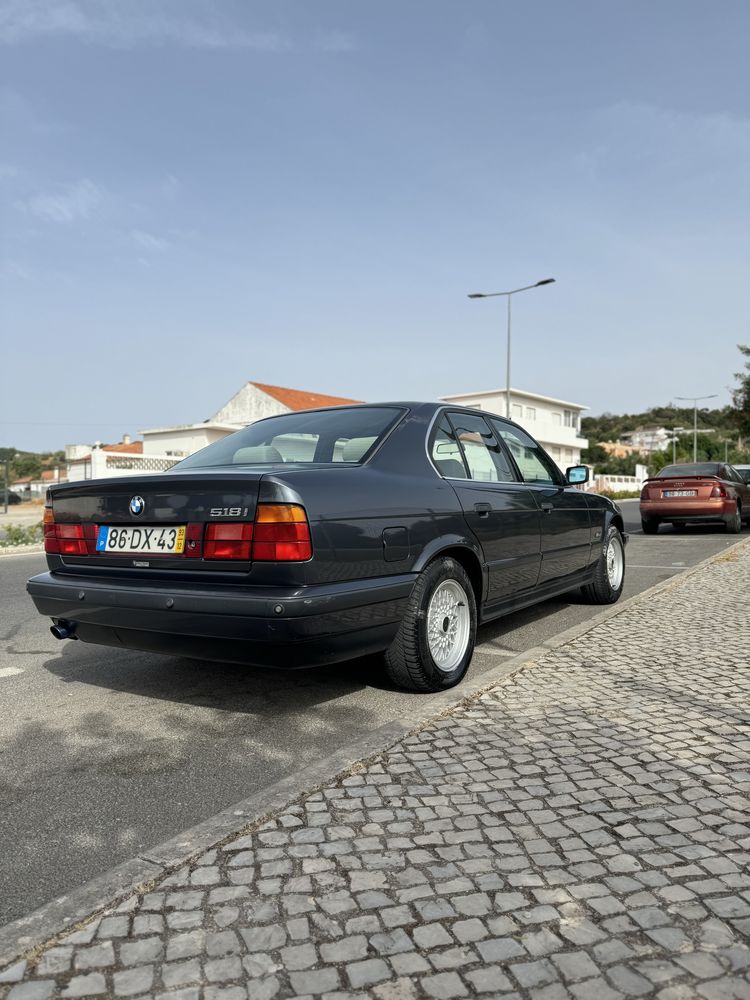 BMW E34 Serie 5 Sedan