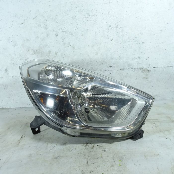 DACIA LODGY REFLEKTOR PRAWY 260102414R
