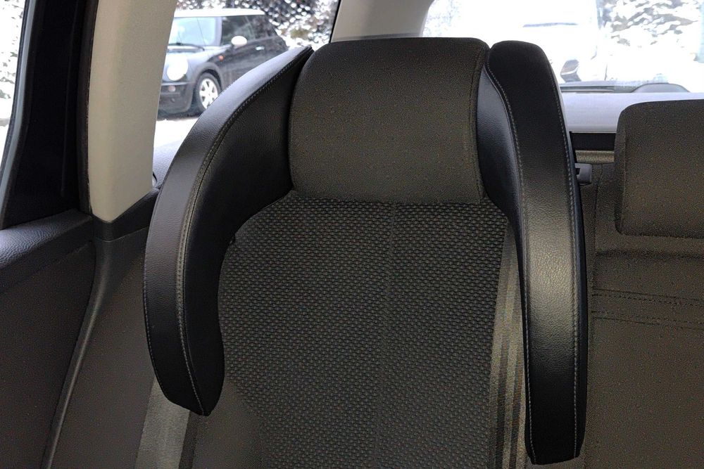 Zagłówek (rogal) skórzany do VW