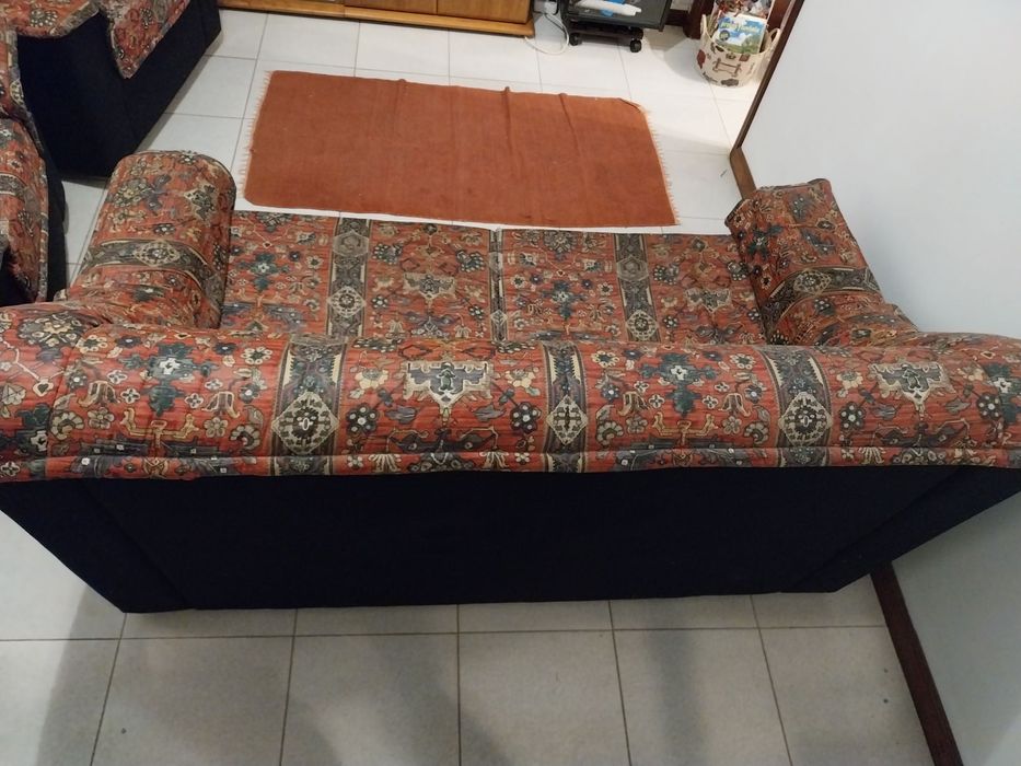 Sofá-Cama com dois cadeirões