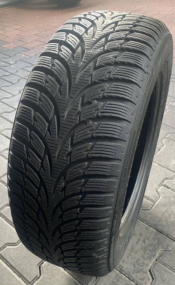 Opona 1szt 215/55/16 Nokian WR D3