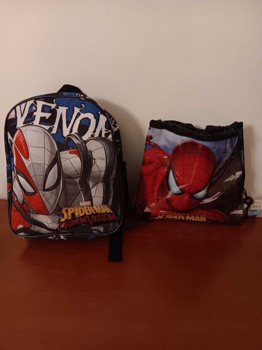 Mochilas e acessórios criança