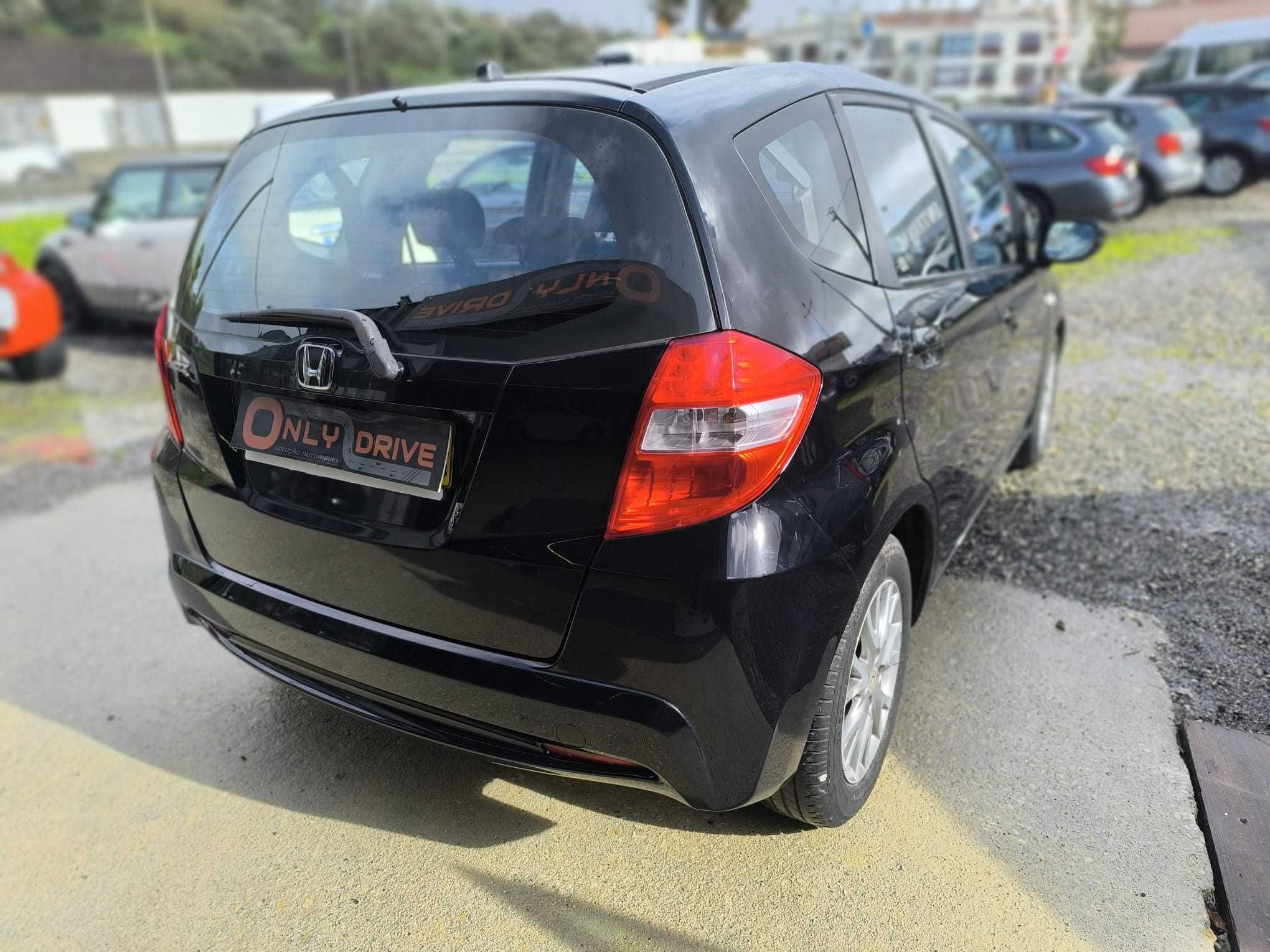 Honda Jazz i-VTEC Easy AC - 2013