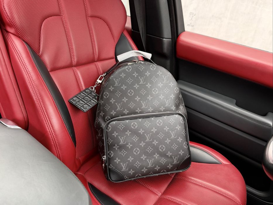 Рюкзак Louis Vuitton Discovery мужской черный monogram оригинал