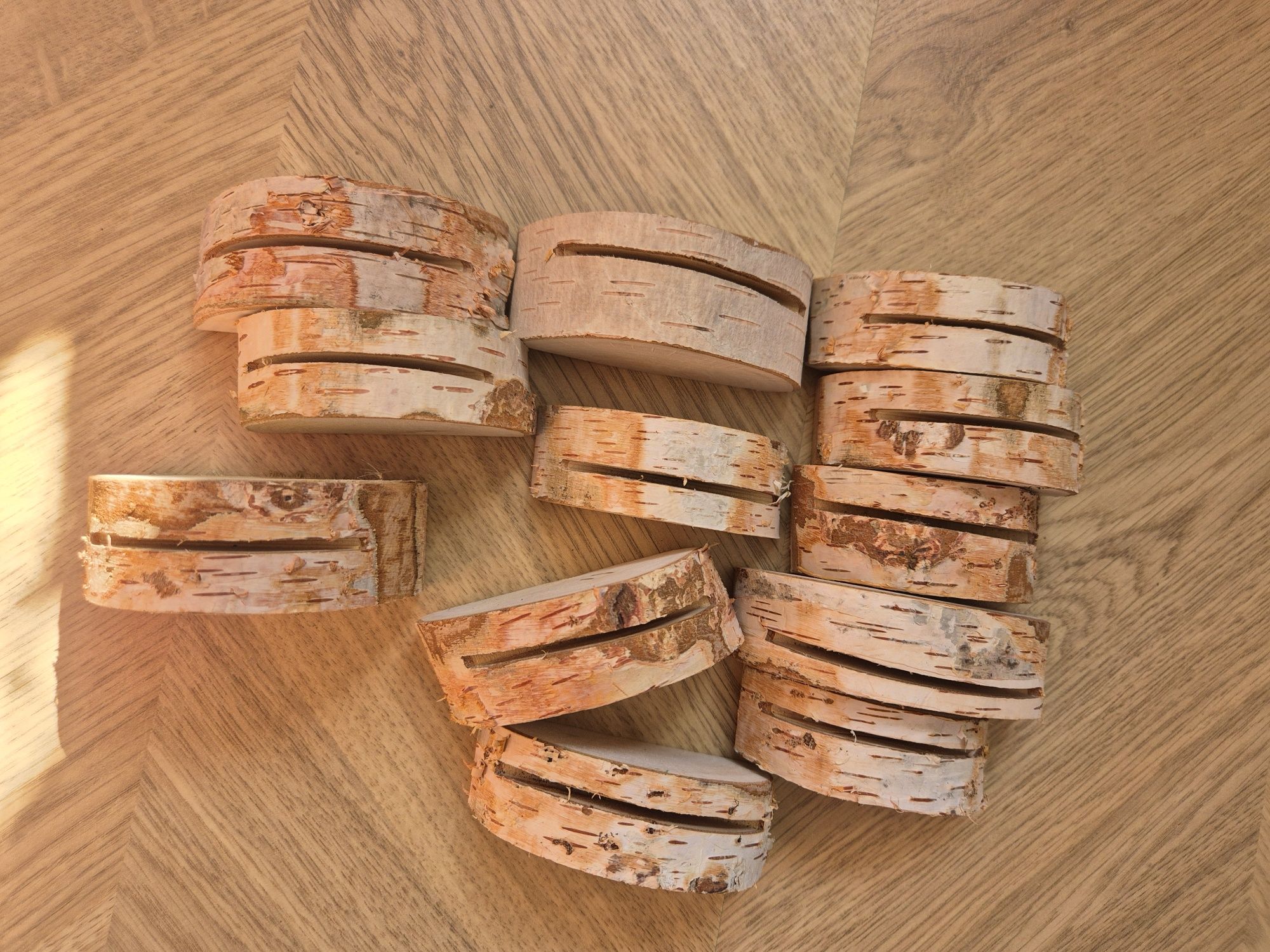 Stojaki na winietki ślubne hand made drewno brzoza