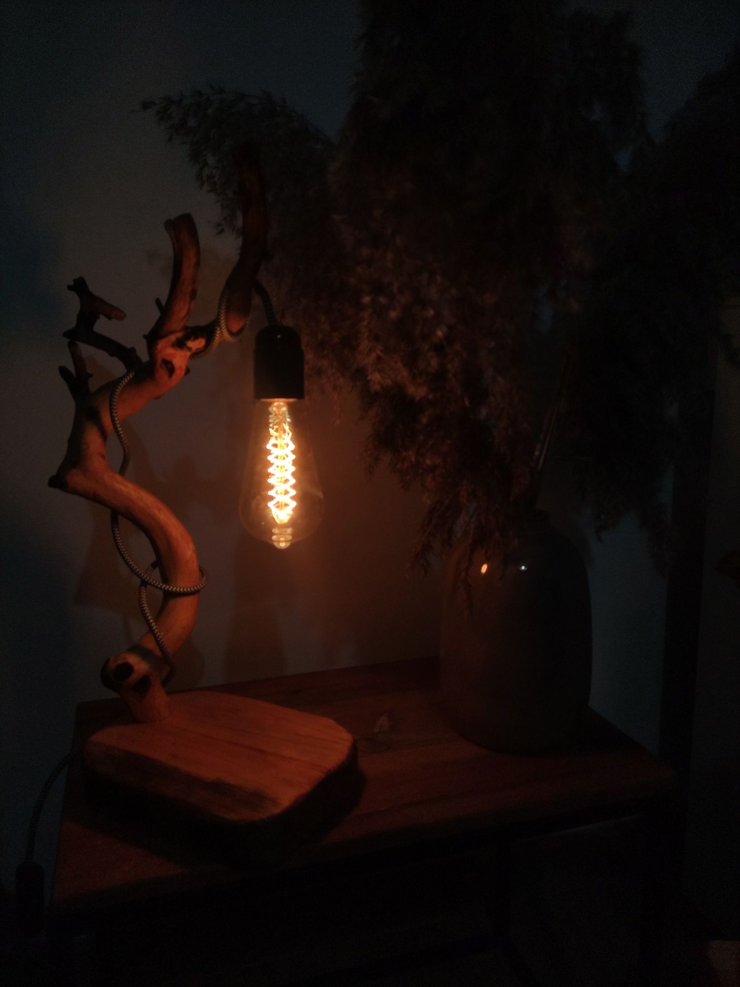 Drewniana lampa dekoracyjna Boho bali MBD Decor