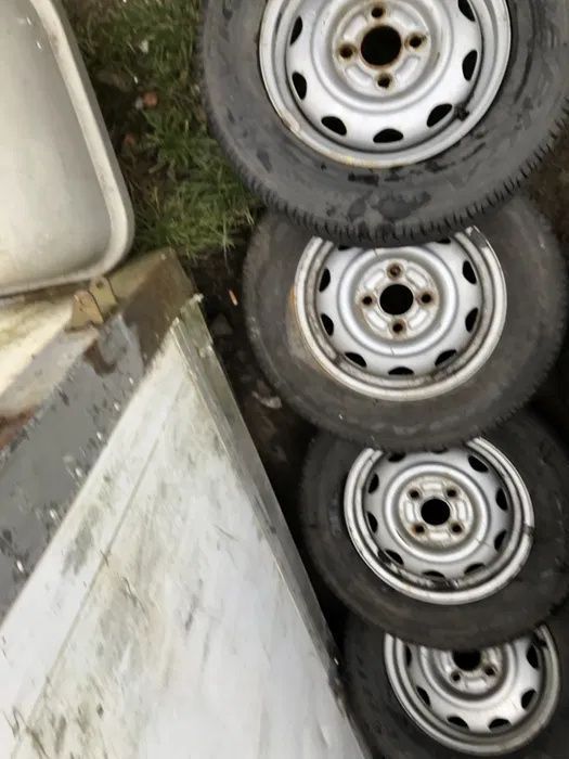Koła kompletne subaru libero 155/80R13 Dębica