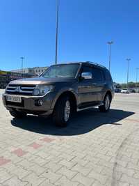 Sprzedam Mitsubishi Pajero 3.2 diesel 200 km z Polskiego salonu.