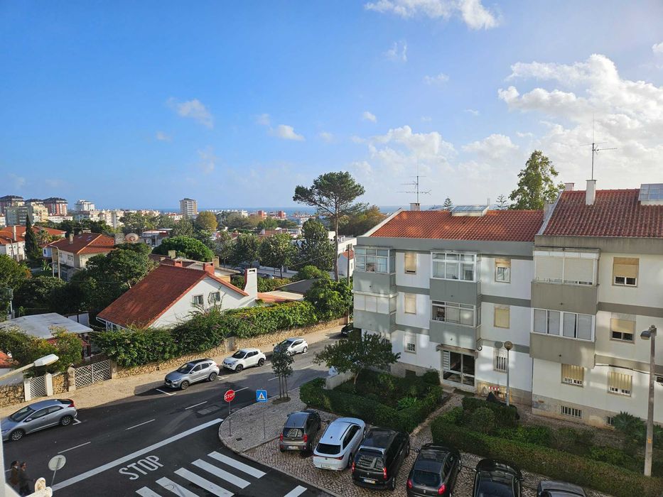 Apartamento T2 com vista mar em Cascais