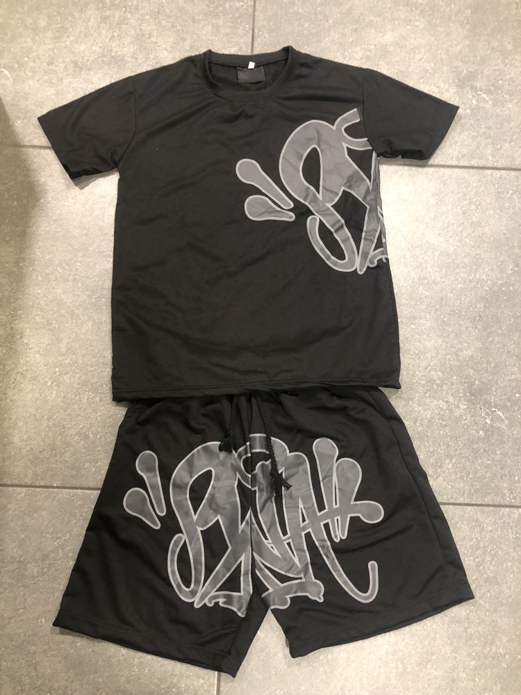 Conjunto Syna World
