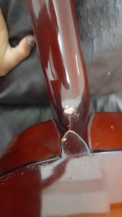 Vendo viola de marca "carmen" como nova