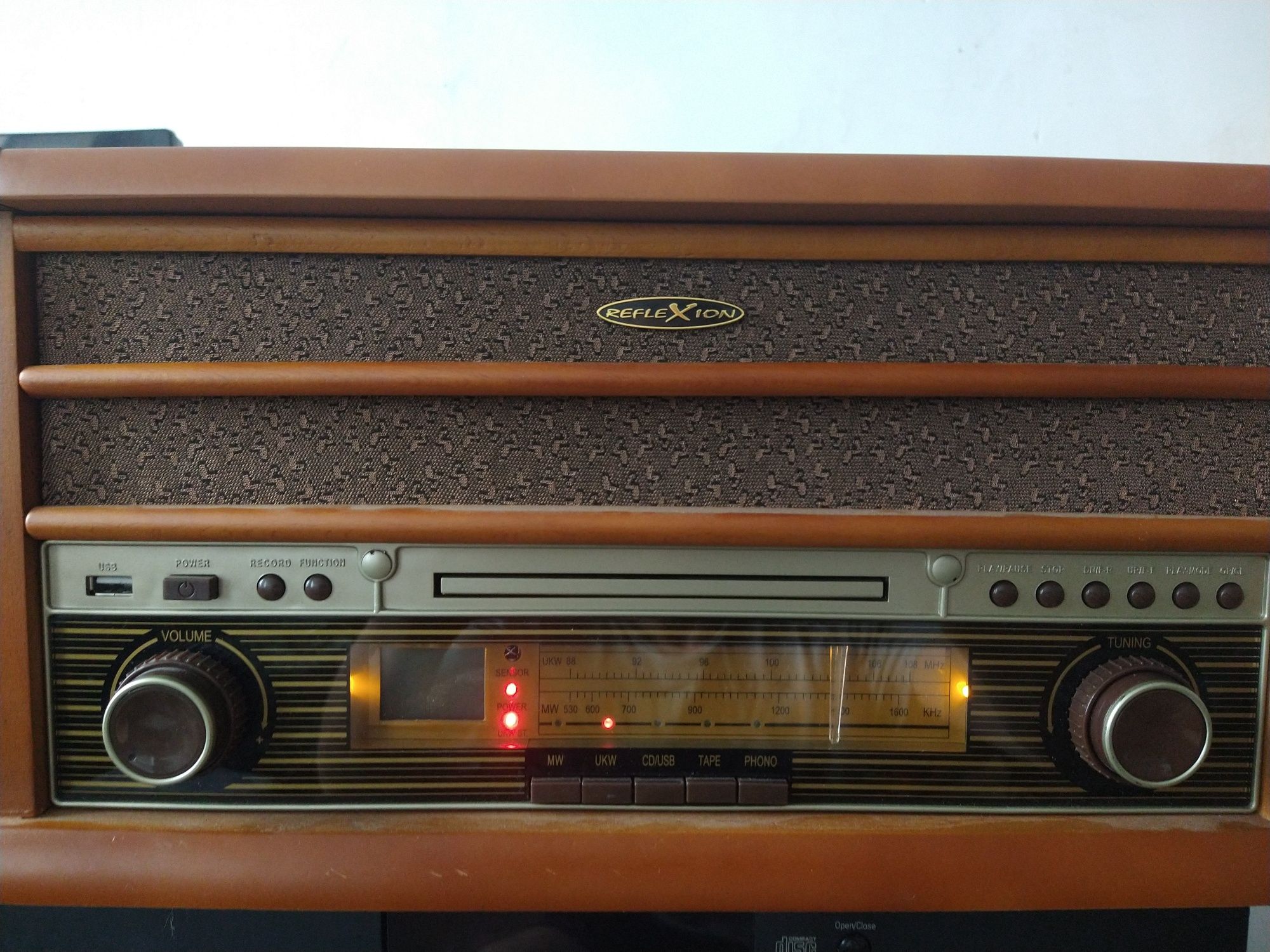 Radio retro reflexion