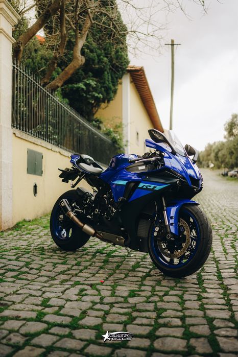 Yamaha YZF-R1 – 2024 (Impecavél)