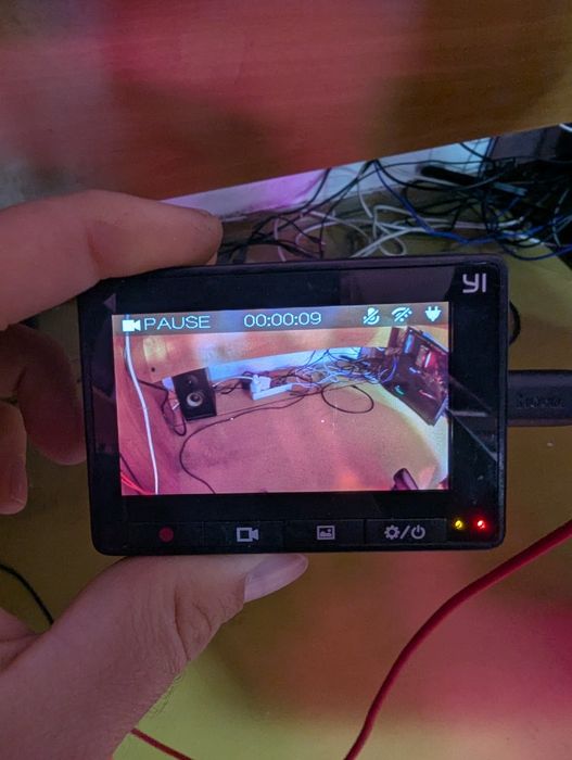 Відеореєстратор Xiaomi yi. Хороша якість відео