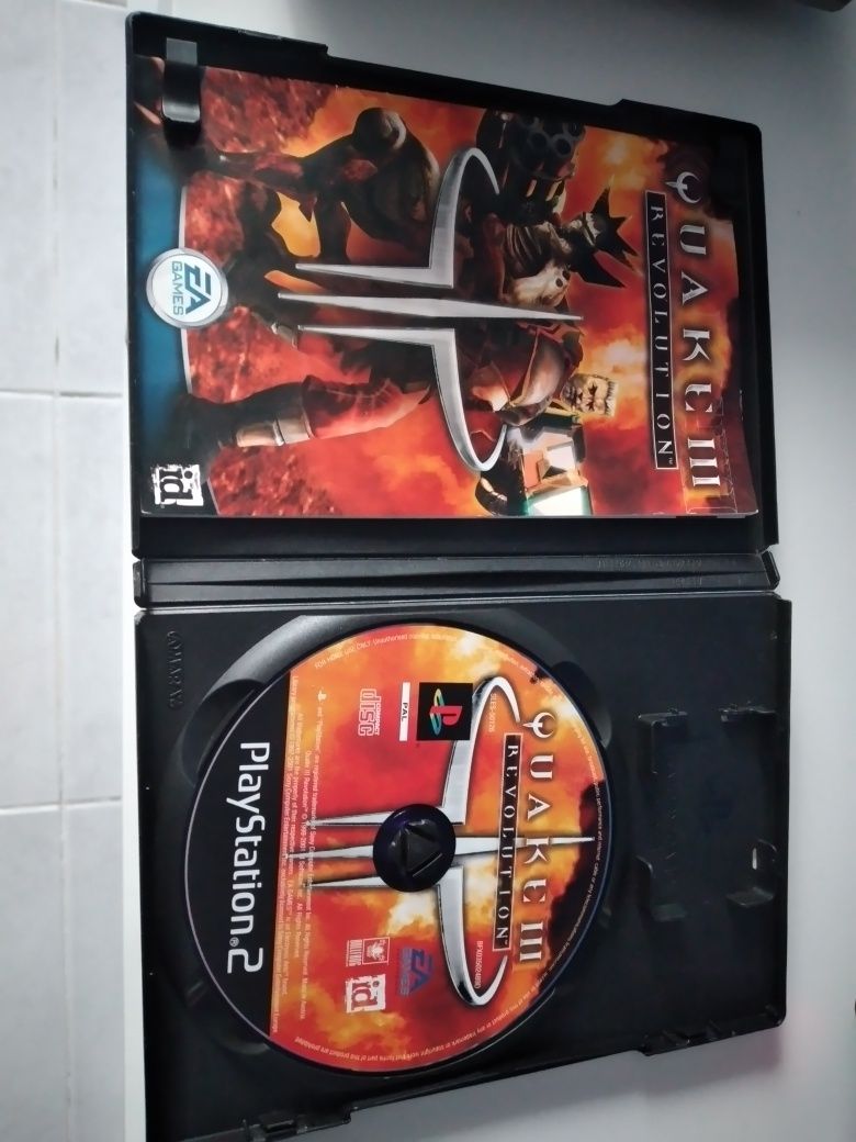 Vendo Quake 3 Revolution