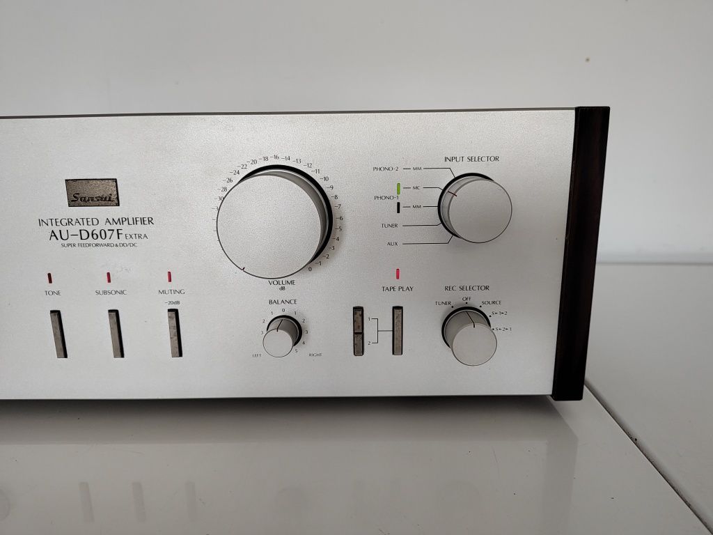 Sansui AU-D607F EXTRA , Wzmacniacz stereo