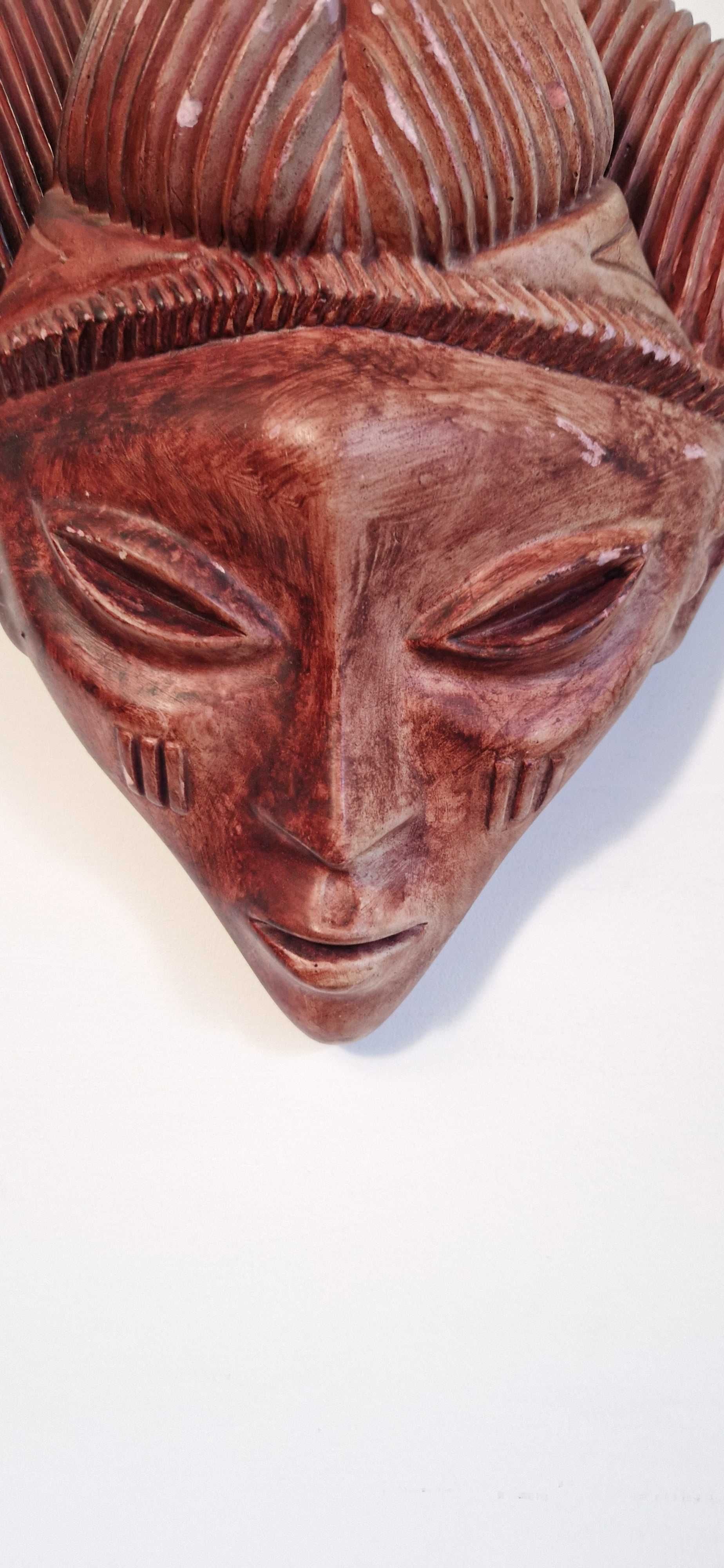 Ogromna afrykanska maska rzezba sztuka rdzenna czarna afryka plemienna