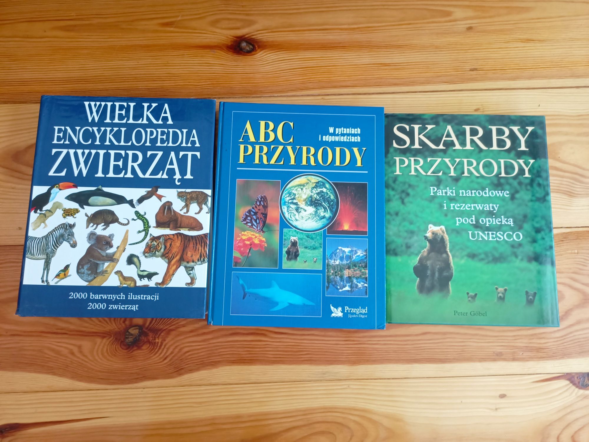 Pakiet książek, albumów, encyklopedii, książek o tematyce przyrodnicze