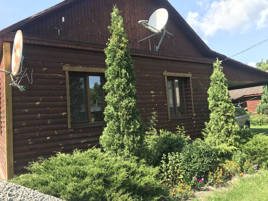 Продам дім передмісті Іванкова Вижгородського району