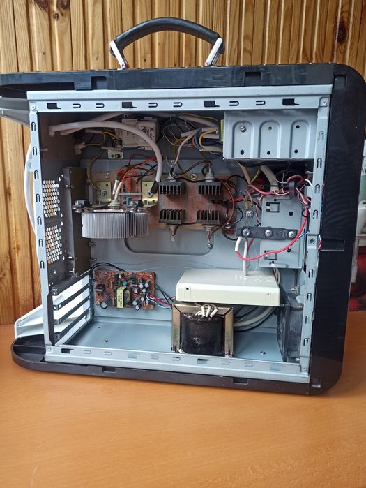 Трансформаторное ЗУ для автомобильного аккумулятора плюс прибор в  под