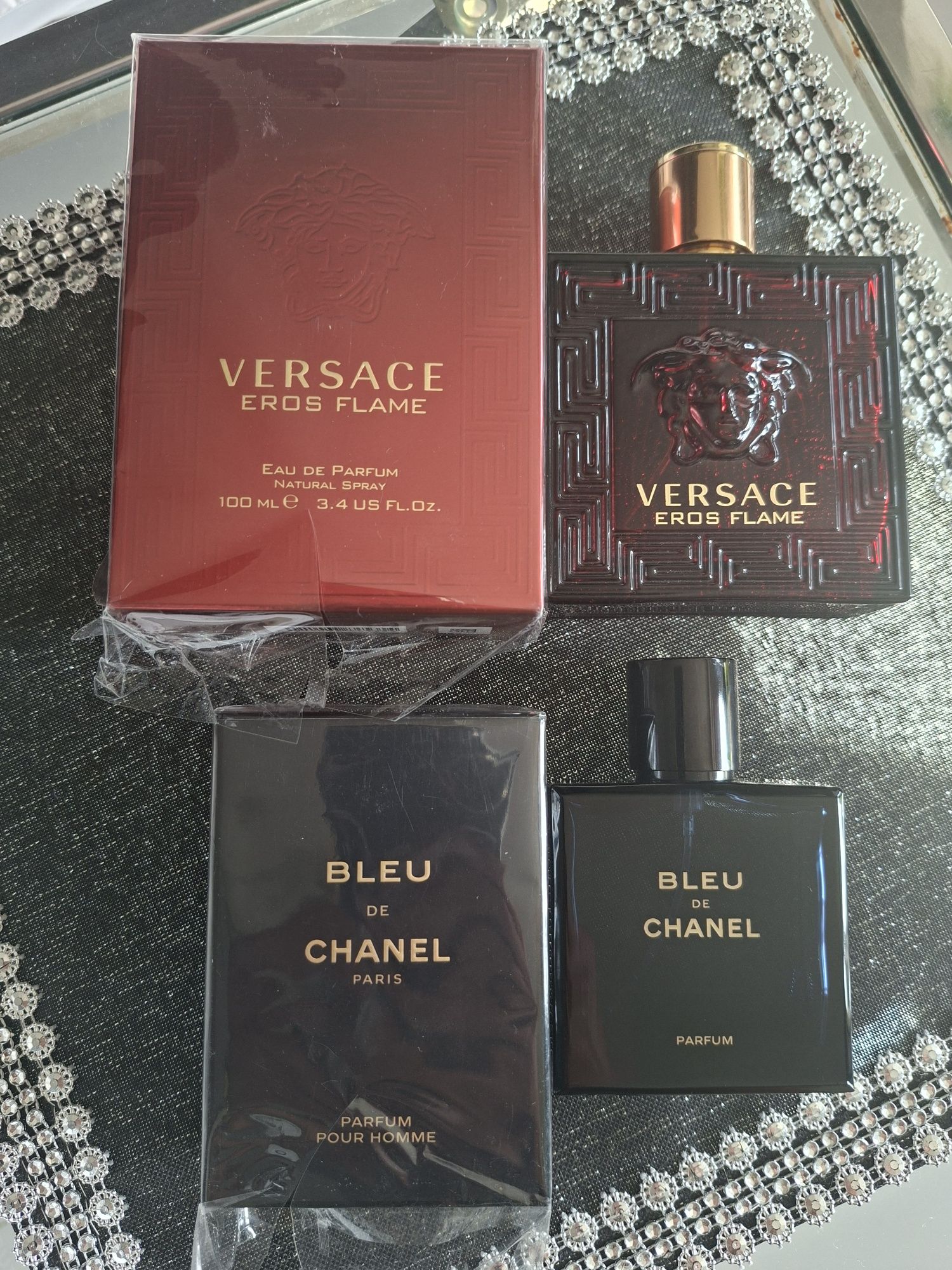2 flakonów po perfumach
