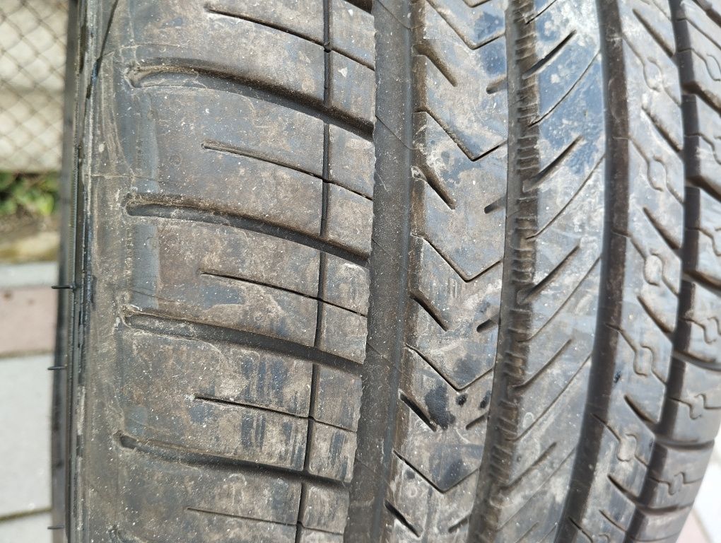 Шина Michelin 245/45 r19 одна штука