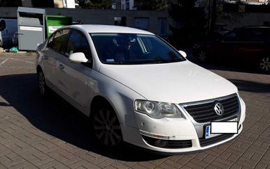 VW Passat B6 biały 2,0TDI