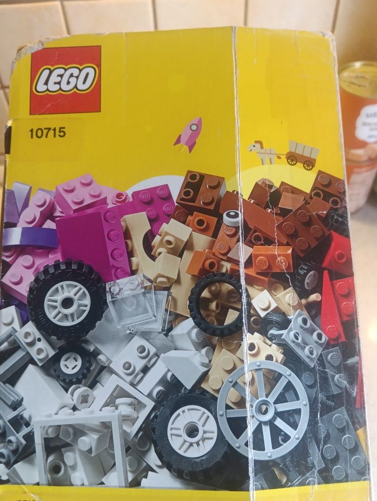 Klocki LEGO 10715 - LEGO na kółkach, kompletny