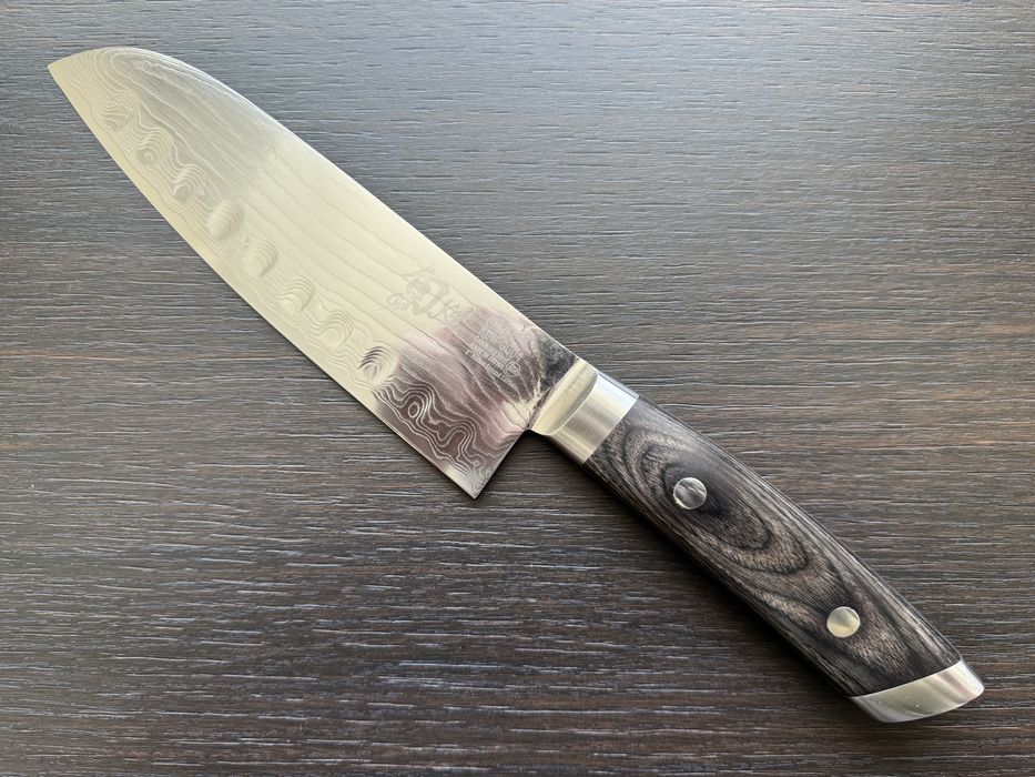 Японський професійний кухонний ніж сантоку Shun Kaji