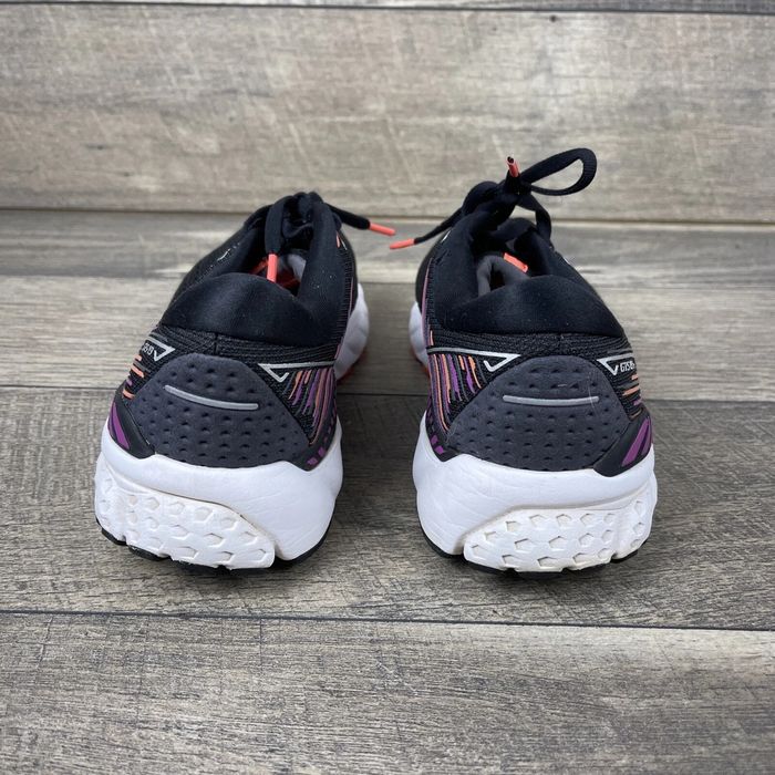 Кросівки оригінал безкоштовно