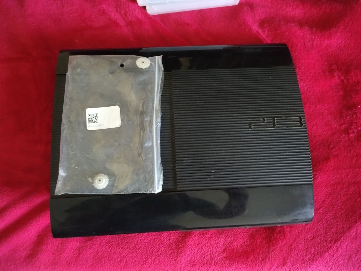 PS3 avariada para peças