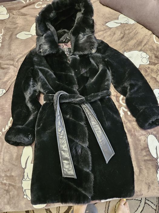 Продам мутоновую шубу